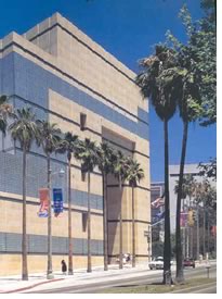The Wilshire Boulevard façade of the Los Angeles County Museum of Art. Photo © Tim Street-Porter