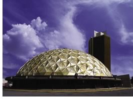 Gold Dome Bank, Oklahoma City. Photo courtesy of www.JosephMills.com.