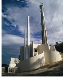 Pilarin Ferrer-Viscasillas’ Learning Center at the Arecibo Observatory received Honorary Mention for its “sculptural boldness” on a difficult site.