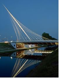 Photo from Calatrava.com. 