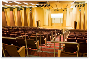 The school features a 400-seat auditorium. Photo courtesy of Georgetown University.