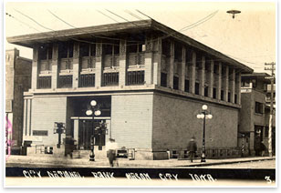 The completed building before the 1920s alterations.